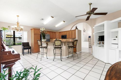 7279 Le Chalet Blvd, Boynton Beach FL 33472-5035 exterior