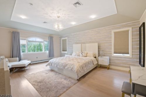 90 Spg Gdn Ave, Nutley NJ 07110-1507 exterior