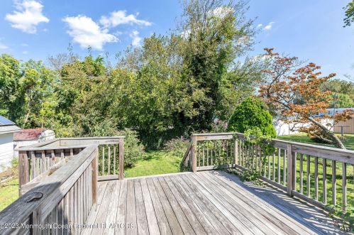 82 Victor Ave, West Long Branch NJ 07764-1511 exterior