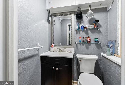 5324 Frosthoffer Ave, Camden NJ 08109-1103 exterior