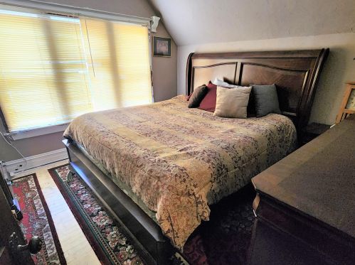 1431 Leahy St, Meskegon MI 49442-5035 exterior