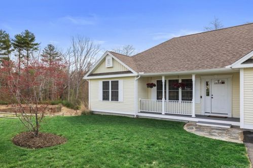 42 Brookside Dr, Killingly, CT 06241-1777