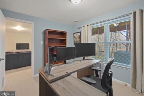 1653 Hugo Cir, Silver Spring MD  20906-5922 exterior