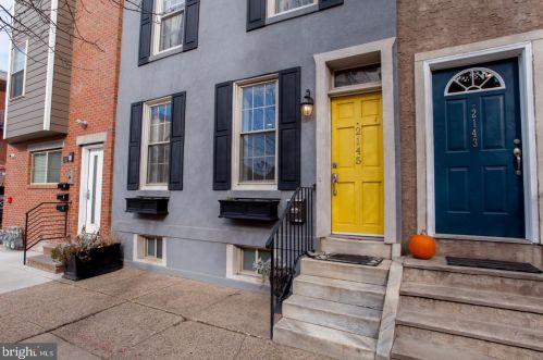 2145 Christian St, Philadelphia, PA 19146-1209