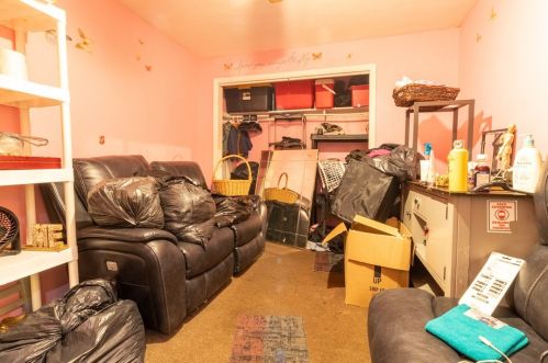 4942 2 Ave, Pittsburgh PA 15207-4600 exterior