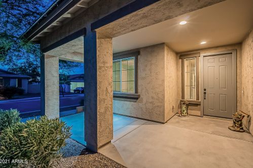 1930 Carson Rd, Phoenix AZ 85041-6614 exterior