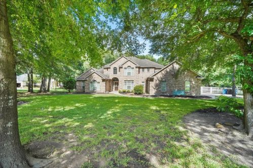 11637 Princess Ann Ct, Montgomery TX 77316-3604 exterior