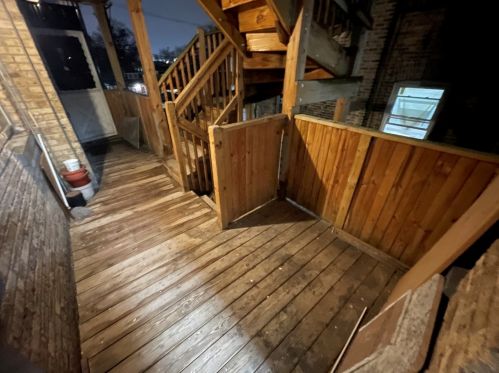 6320 Artesian Ave, Chicago IL  60659-1962 exterior