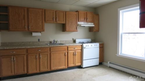 1842 5th St, Piscataway NJ  08854-1653 exterior