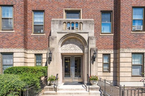 1949 Commonwealth Ave, Boston MA exterior