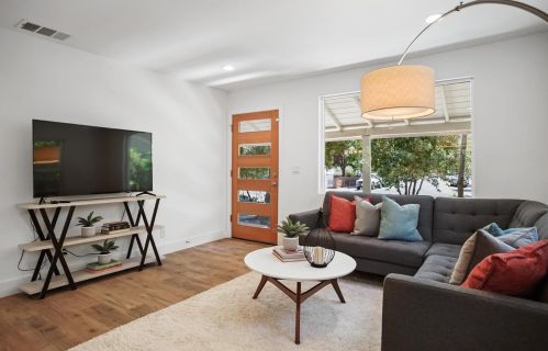 435 11 St, Davis CA 95616-2018 exterior