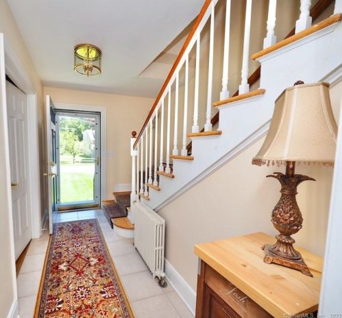 5 Brg St, Norwalk CT 06855-1500 exterior