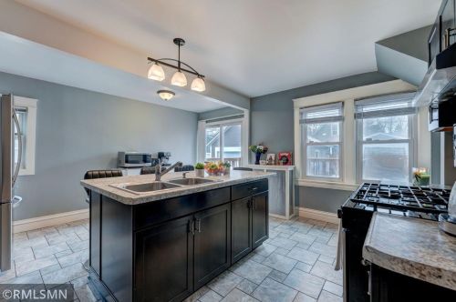 1025 Jameson St, Saint Paul MN 55103-1445 exterior