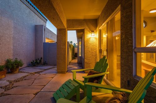 11809 40th Way, Phoenix AZ  85028-1503 exterior