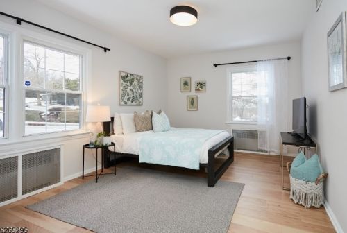 168 Forest Hill Rd, Town Center NJ  07052-3958 exterior