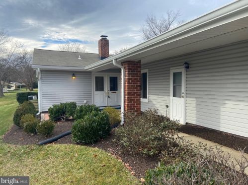 15614 Hackney Ln, Silver Spring MD 20906-1442 exterior