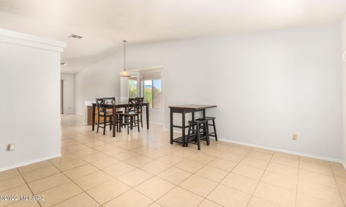 9962 Depot Dr, Tucson AZ 85747-5158 exterior