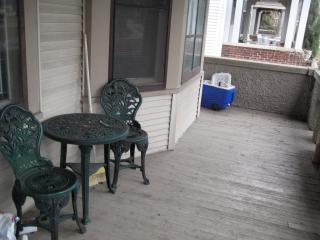 1912 Newberry Blvd, Milwaukee WI  53211-3656 exterior