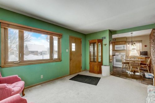 2529 70, Milwaukee WI 53223-2114 exterior