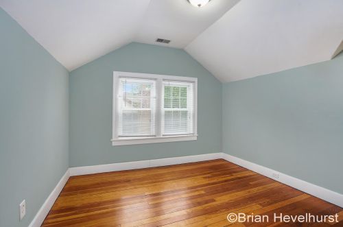 1424 Widdicomb Ave, Grand Rapids MI 49504-3046 exterior