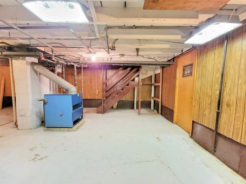 829 34 St, Chicago IL 60608-6703 exterior