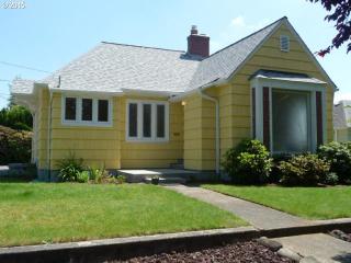 3106 76 Ave, Portland OR  97206-1830 exterior