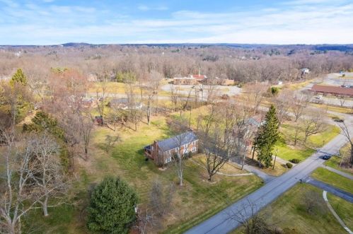 1542 Old Orchard Rd, Pittsburgh, PA 15237-1516