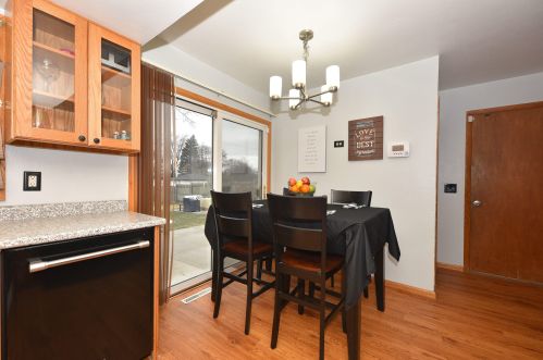 7842 Beechwood Ave, Milwaukee WI 53223-4964 exterior