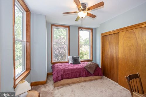 317 Lees Ave, Camden NJ 08108-3107 exterior