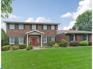 351 Apollo Dr, Bethlehem, PA 18017-2507