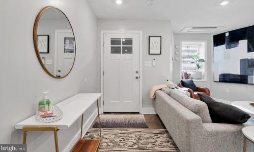 55 Randolph Pl, Washington DC  20002-2121 exterior