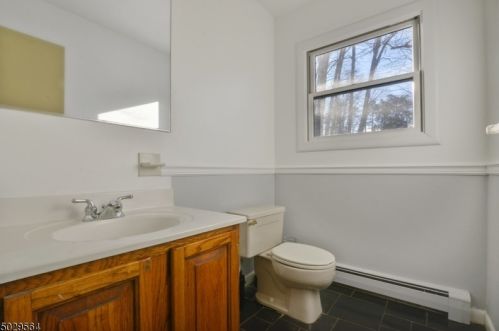 561 Shr Trl, Sparta NJ 07871-1208 exterior