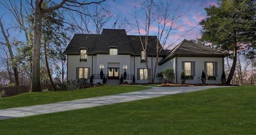 7595 Ball Mill Rd, Atlanta, GA 30350-4405