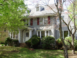 273 Ward St, Newton, MA 02459-1212