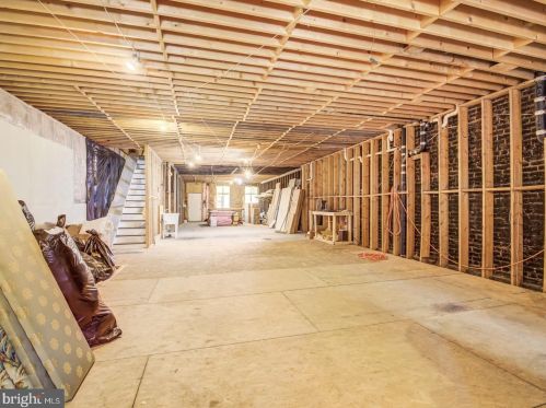 1324 Kenyon St, Washington DC 20010-2493 exterior