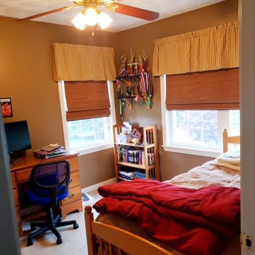 45 Fieldstone Dr, Coventry RI 02816-8722 exterior