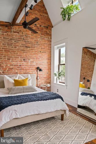 761 Hobart Pl, Washington DC 20001-3811 exterior