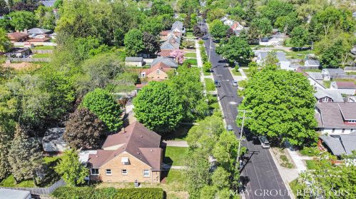 1136 Innes St, Grand Rapids MI 49503-3635 exterior