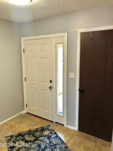 1537 Prince Rd, Tucson AZ  85705-3023 exterior