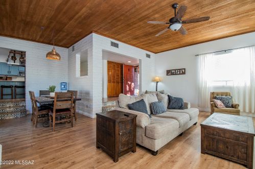 2955 Gymkhana Way, Tucson AZ  85742-9054 exterior