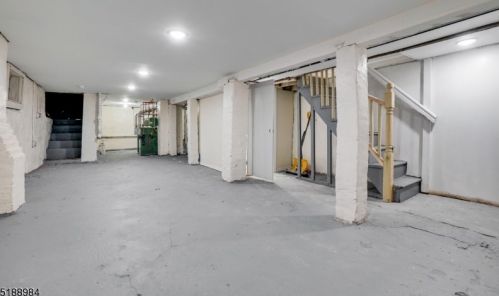 129 Brookside Ave, Irvington NJ  07111-3355 exterior