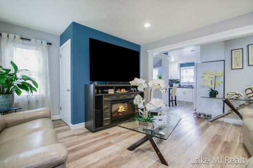 2833 Highgate Ave, Wyoming MI 49509-2957 exterior