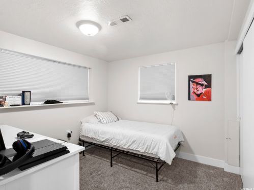 409 10185, Sandy UT 84070-4335 exterior