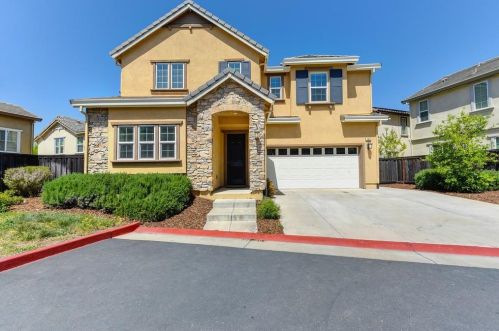 961 Willow Bridge Dr, Folsom, CA 95630-7840