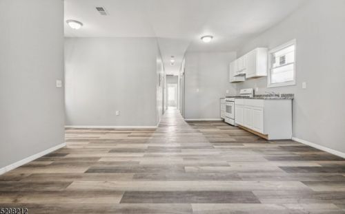 148 Walnut St, Paterson NJ 07522-1426 exterior