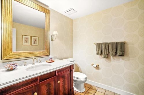 28 Chestnut St, Boston MA exterior