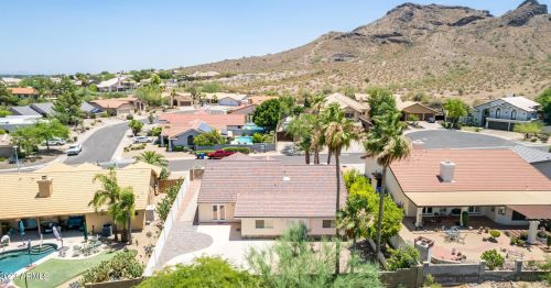 15816 15th Way, Phoenix AZ  85022-3249 exterior