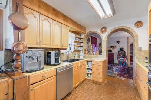 12422 Deer Trak, Austin TX 78727-5746 exterior