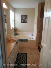 7478 Hawks Cir, Charleston SC  29410-8243 exterior