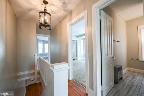 46 4 St, Pottstown PA 19464-5215 exterior